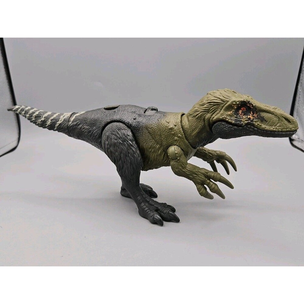Jurassic World Dino Trackers Wild Roar Orkoraptor Dinosaur